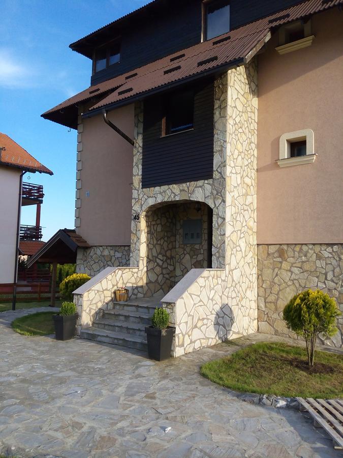 Apartments Novakovic 兹拉蒂博尔 外观 照片