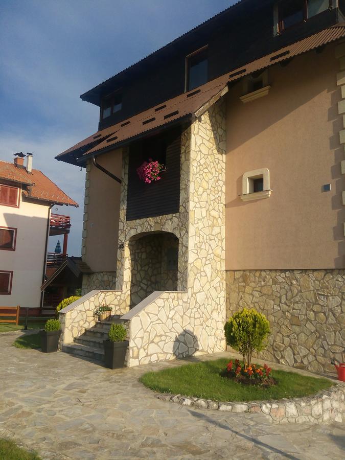 Apartments Novakovic 兹拉蒂博尔 外观 照片