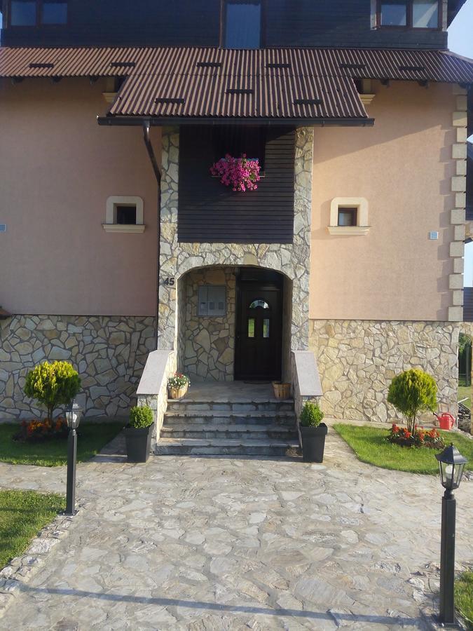 Apartments Novakovic 兹拉蒂博尔 外观 照片